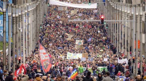 Thousands march in Brussels to demand tougher climate action